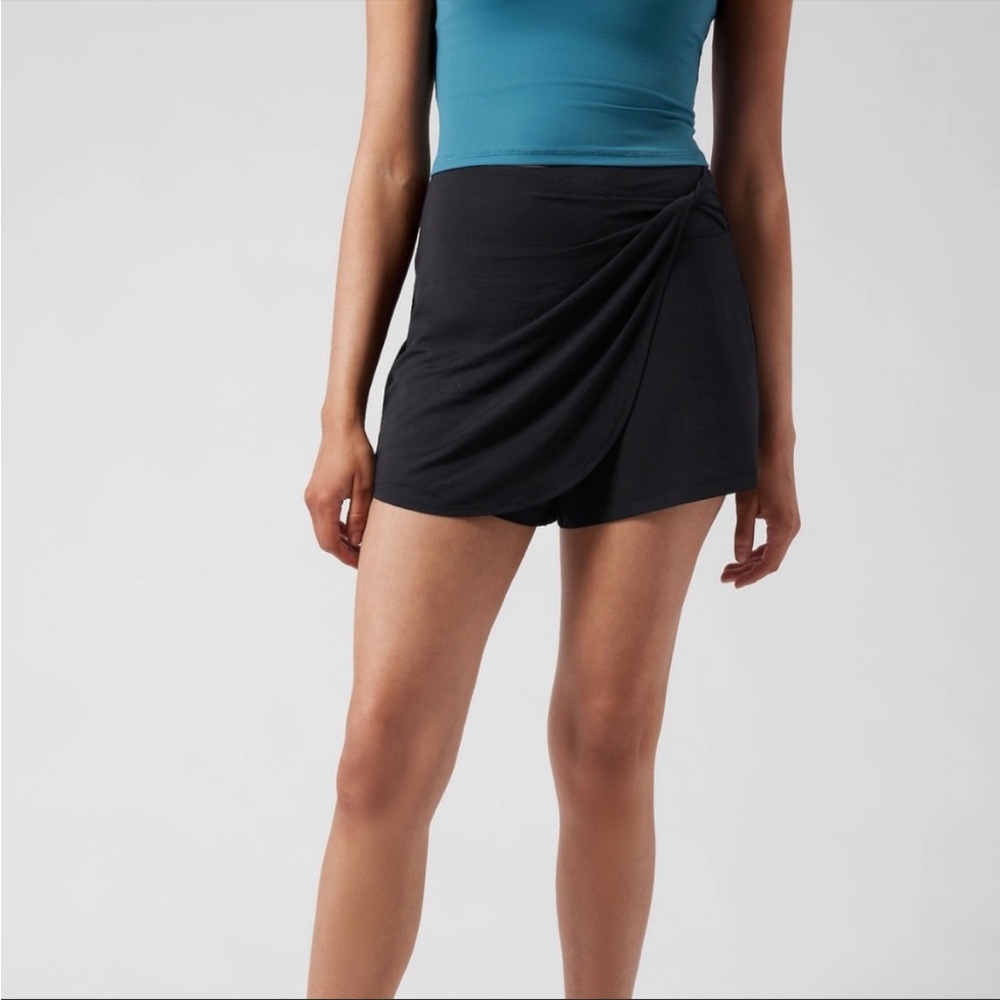 NWT Athleta Release Skort, Sz XS Black
